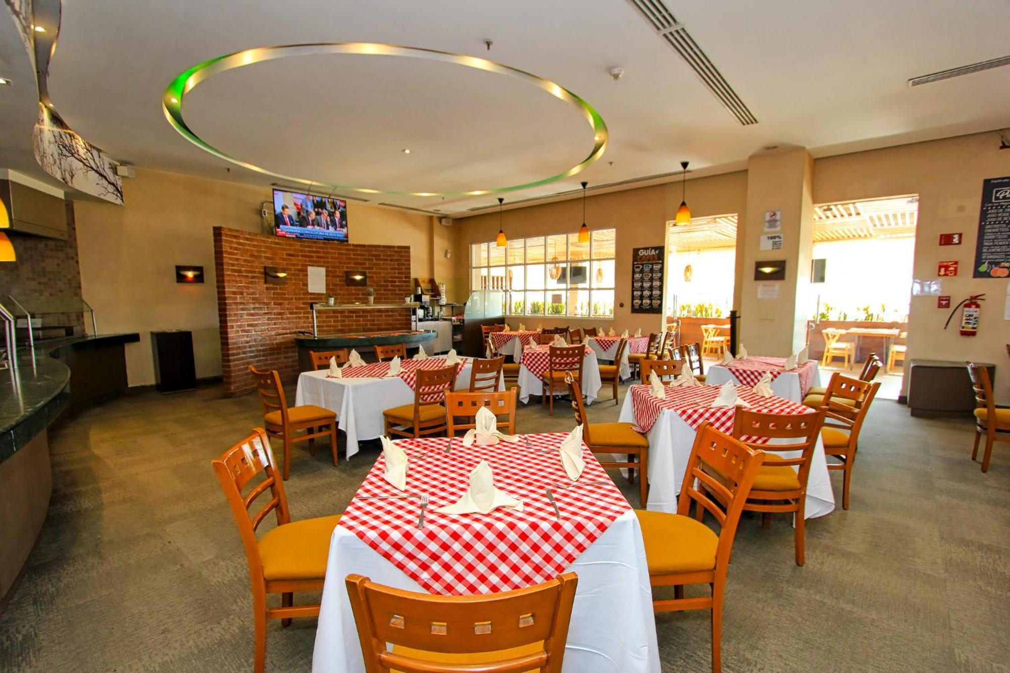 Holiday Inn Leon-Convention Center By Ihg Buitenkant foto