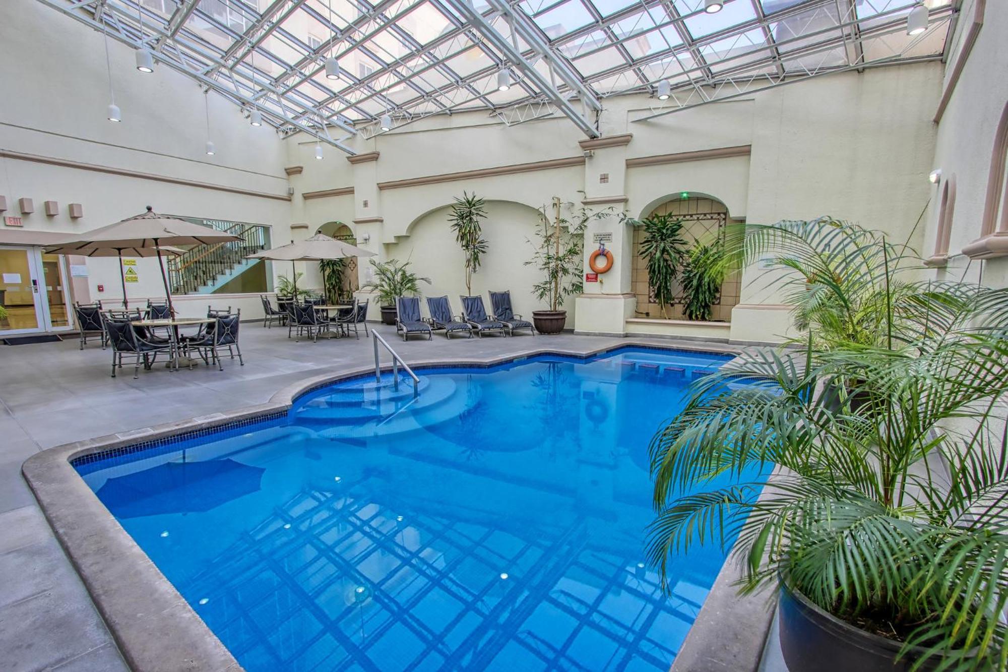 Holiday Inn Leon-Convention Center By Ihg Buitenkant foto